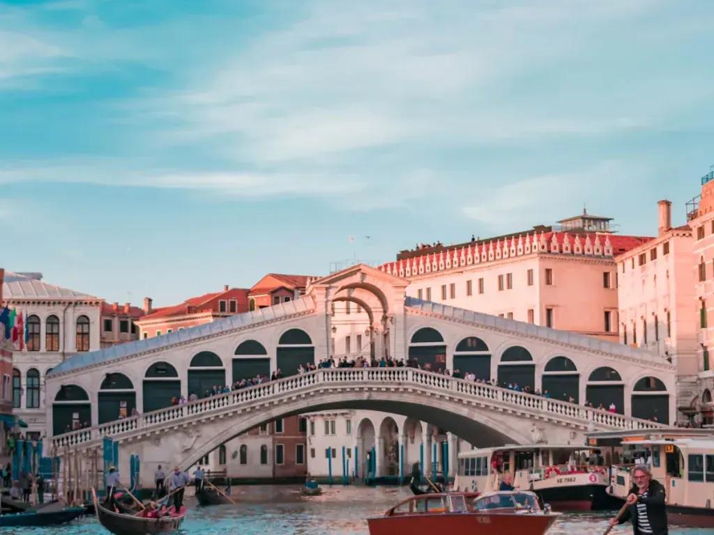 eSIM Capri - Compra datos de viaje prepago para Capri, Italia