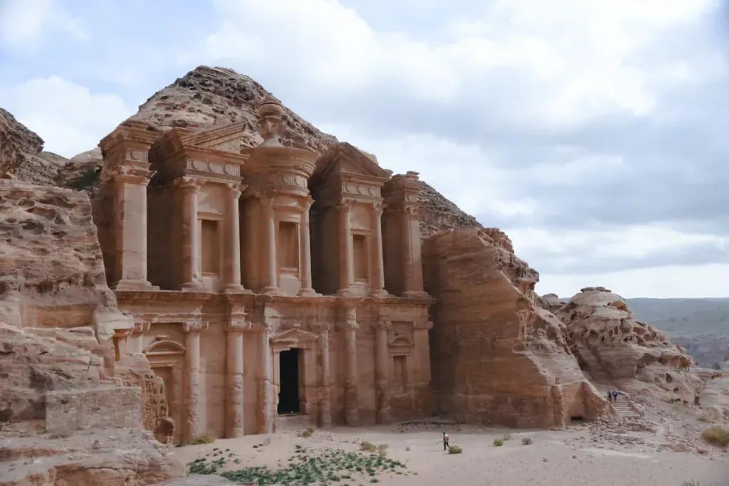Destino de viaje Jordania - Compra eSIM Jordania para internet móvil