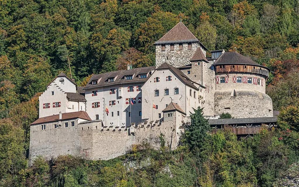 Destino de viaje Liechtenstein - Compra eSIM Liechtenstein para internet móvil