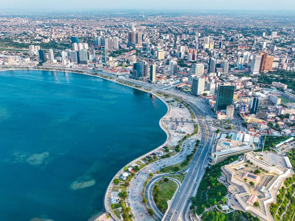 Destino de viaje Angola - Compra eSIM Angola para internet móvil