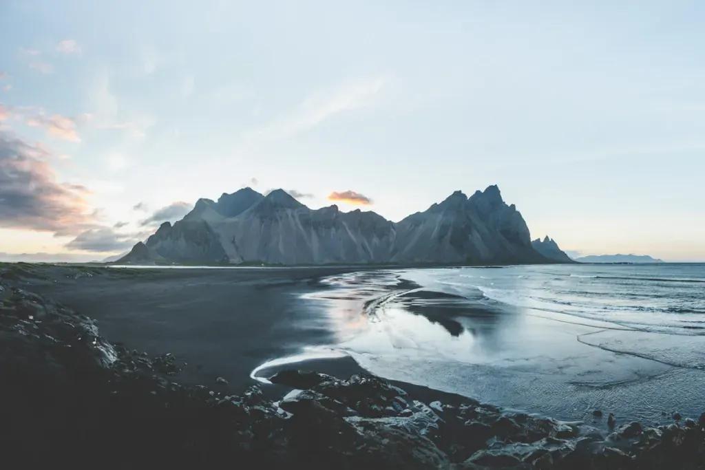 Destino de viaje Islandia - Compra eSIM Islandia para internet móvil