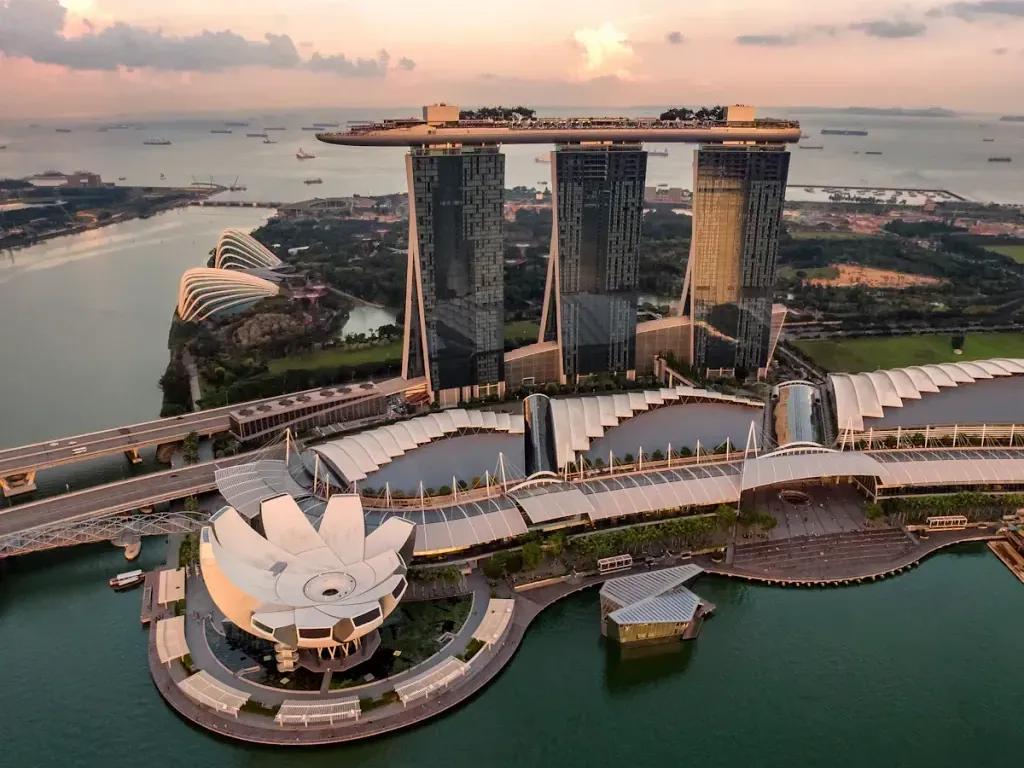 Destino de viaje Singapur - Compra eSIM Singapur para internet móvil