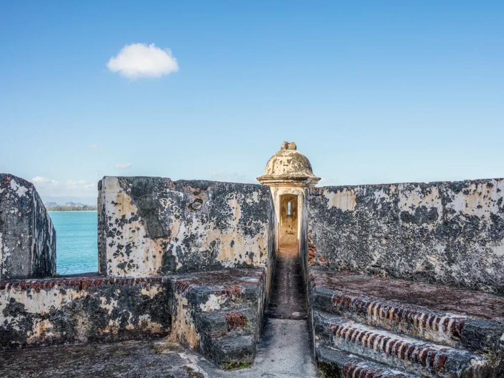 Destino de viaje Puerto Rico - Compra eSIM Puerto Rico para internet móvil