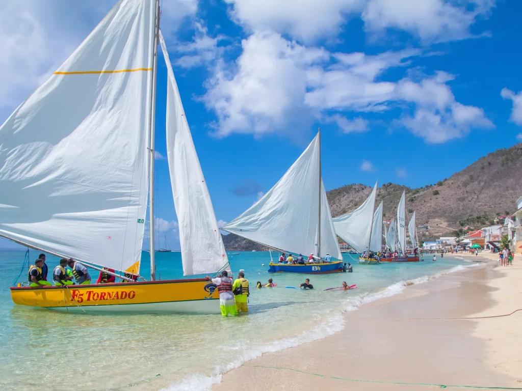 Destino de viaje San Martín - Compra eSIM San Martín para internet móvil
